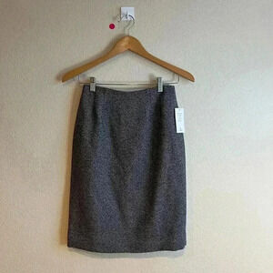 signature by Larry Levine gray skirt 2P